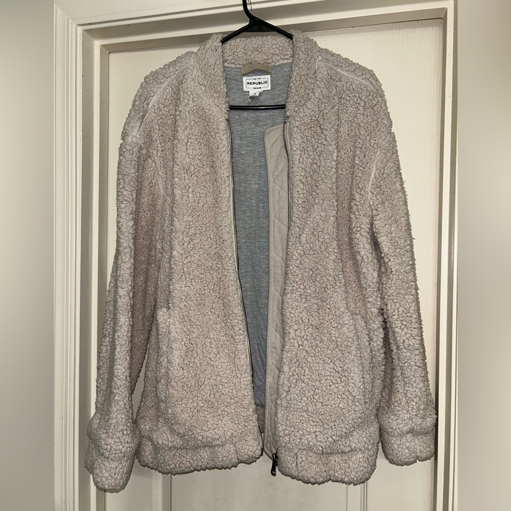 For The Republic Women's Beige Sherpa Jacket